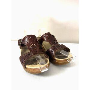 Dansko Sapphire Brown Leather Laser Cut Wedge 8.5 Sandals Comfort Boho Artisanal